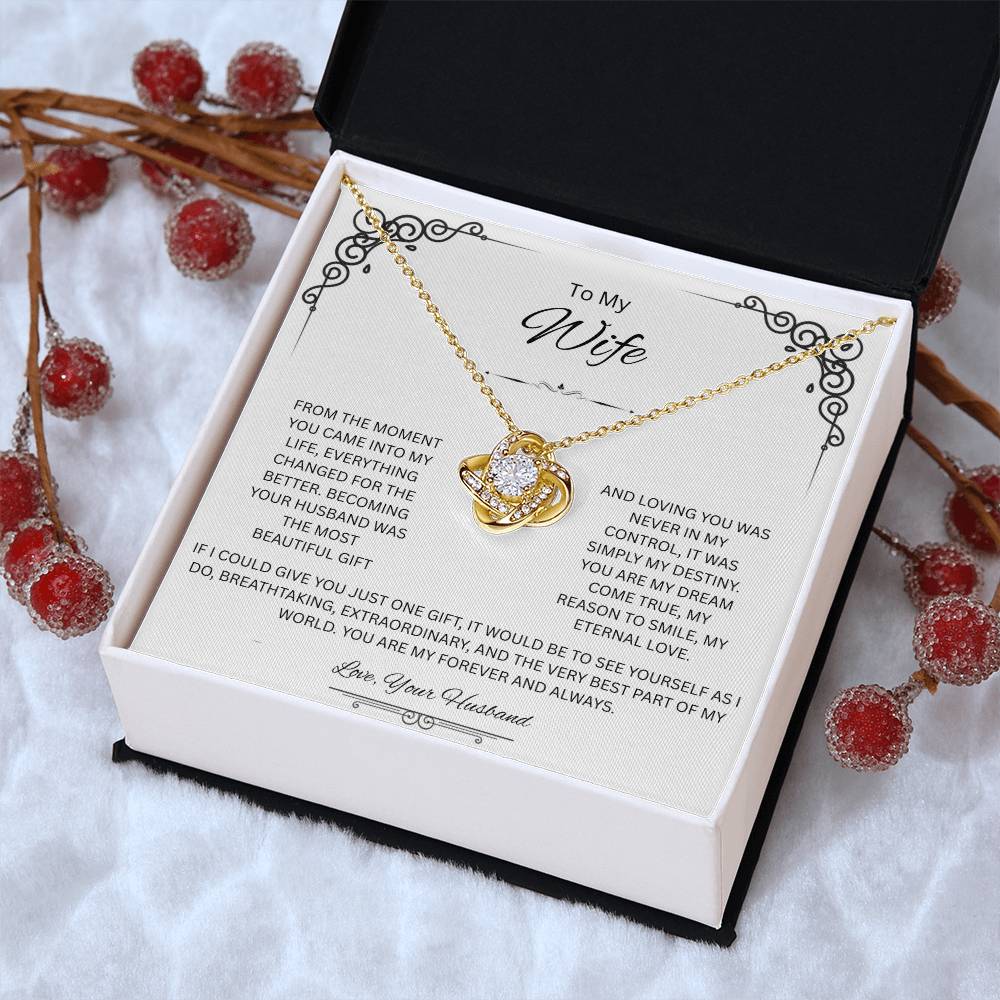 To My Wife, The Queen of My Heart - Love Knot Necklace