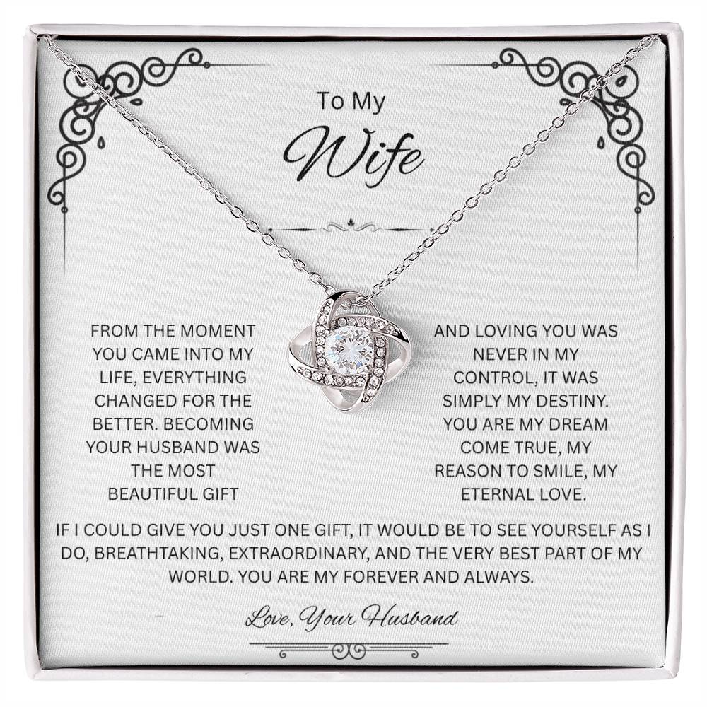 To My Wife, The Queen of My Heart - Love Knot Necklace