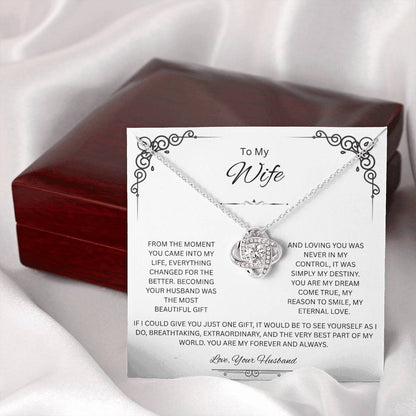 To My Wife, The Queen of My Heart - Love Knot Necklace